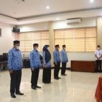 Asisten Administrasi Umum Lantik Enam Pejabat Struktural di Lingkungan Pemerintah Aceh