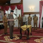 Jelang Akhir Masa Jabatan Gubernur Nova Lantik 3 Kepala SKPA