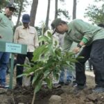 Asisten III Sekda Aceh Hadiri Gerakan Menanam Pohon di Saree